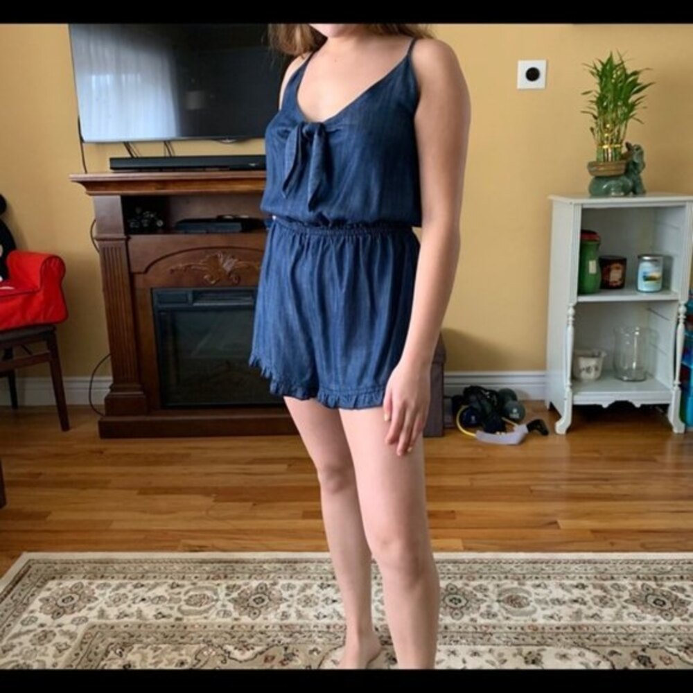 MOSSIMO Romper spaghetti adjust strap, ruffled bottom hem, dark blue M